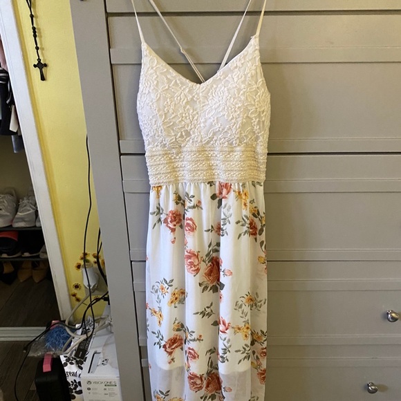 Only worn once no longer need - Picture 1 of 3